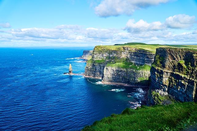 moving-company-ireland-to-uk-640x480-66172680.jpeg