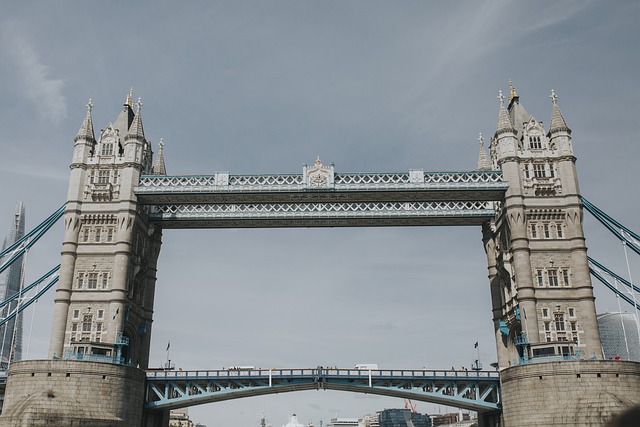 Moving Company Ireland to UK