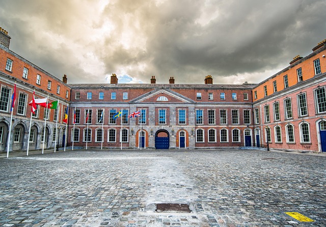 Moving Company Leopardstown Dublin 18
