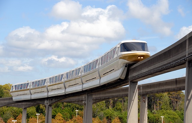 movers-moving-640x480-42318777.jpeg