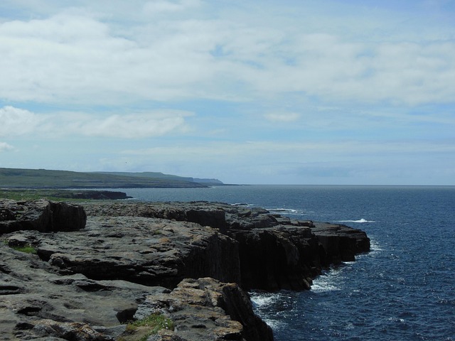 moving-company-ireland-to-usa-640x480-77103347.jpeg