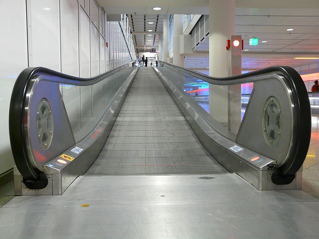 moving-640x480-15943492.jpeg